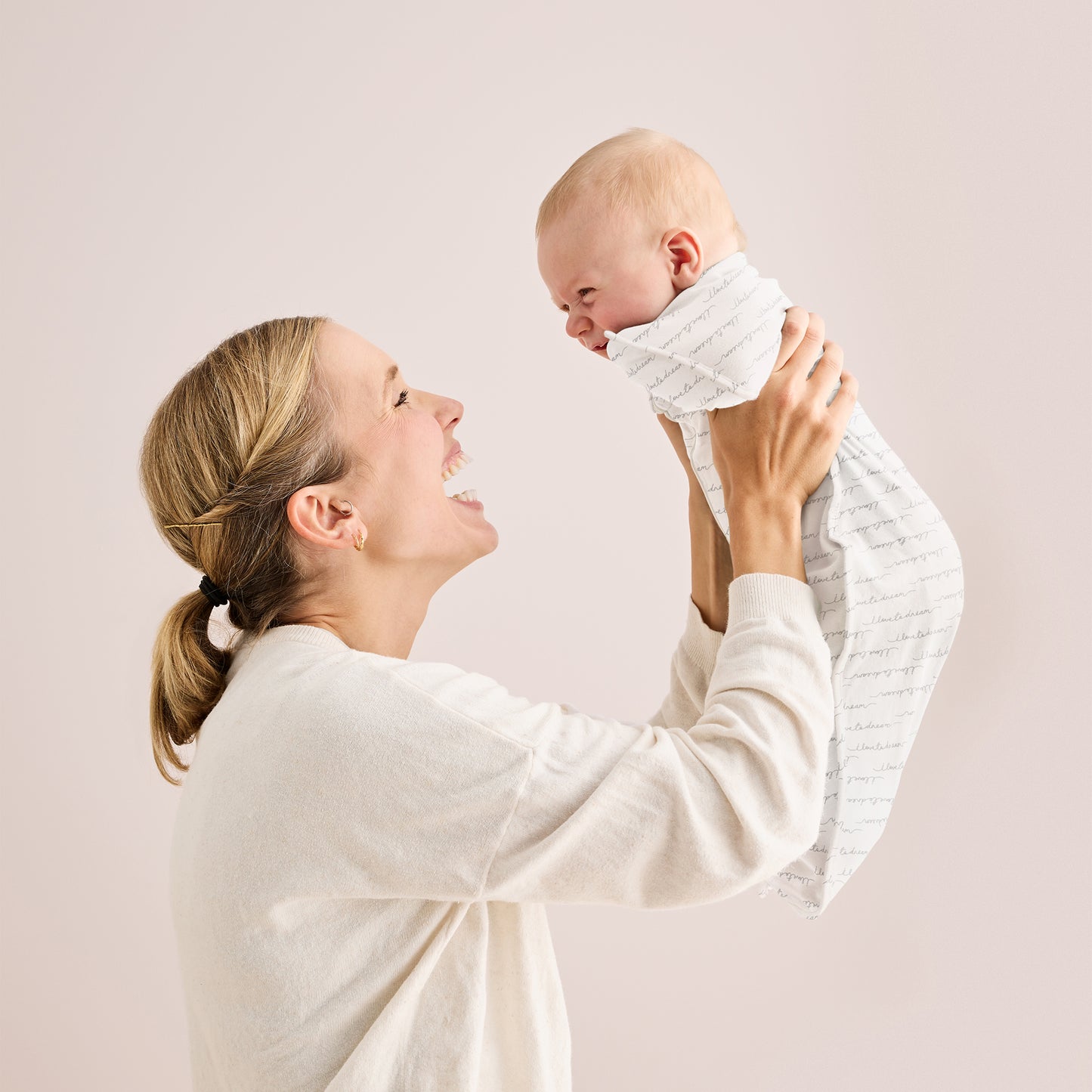 Swaddle Up™ 1.0 TOG Cotton White Dreamer